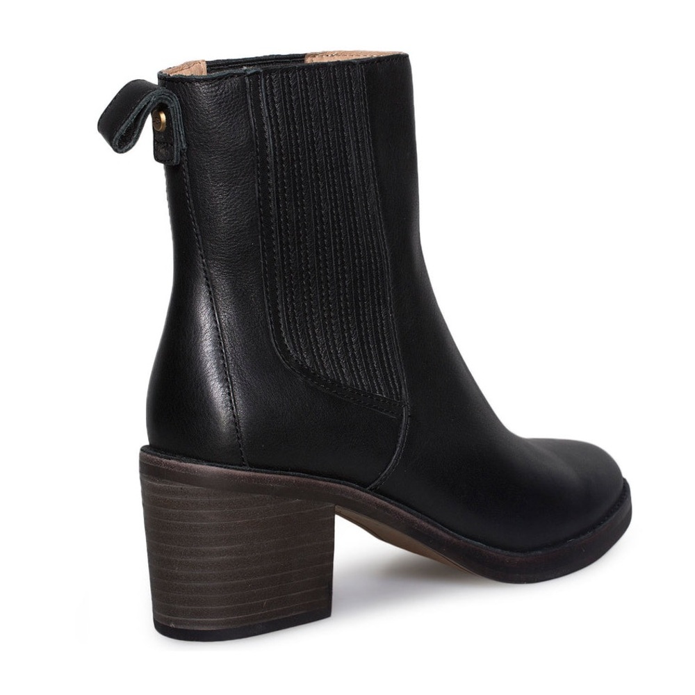 UGG CAMDEN BLACK BOOTS SIZE 8.5 - Picture 3 of 15